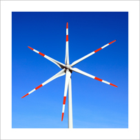 Windräder. Giganten am Horizont.