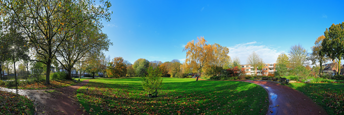 Der Niederrhein:Herbst – Panoramablick 180 Grad. Kempen: East Cambridgeshire Park. Panoramagröße: 159x53 cm / 300dpi