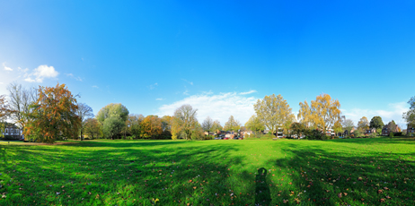 Der Niederrhein:Herbst – Panoramablick 180 Grad. Kempen: East Cambridgeshire Park. Panoramagröße: 119x59 cm / 300dpi