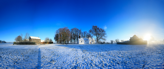 Der Niederrhein: Winter – Panoramablick 180 Grad. Kempen - Kapelle St. Peter. Panoramagröße: 130x55 cm / 300dpi